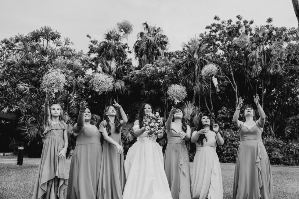 Mix-and-Match Bridesmaid Bouquets in Mexico City