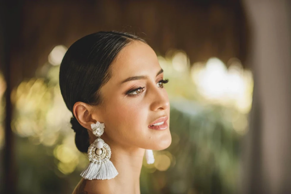 Jewelry Choices for Mexico City Wedding Photos